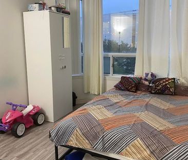 For Lease - 135 Hillcrest Avenue Unit# 502, Mississauga, Ontario - Photo 2