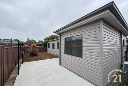 Brand New 2 Bedroom Granny Flat&comma; Located in Greenfield Park&excl; - Photo 2