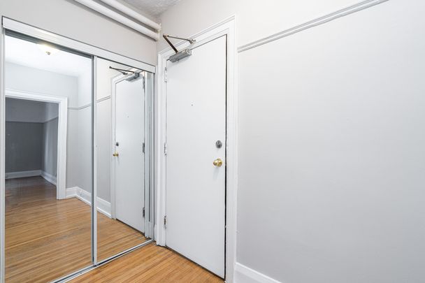 100 Vaughan Road - Photo 1
