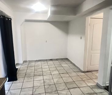 For Lease - 14 Mcgraw Avenue Unit# 2nd Floor, Brampton, Ontario - Photo 4