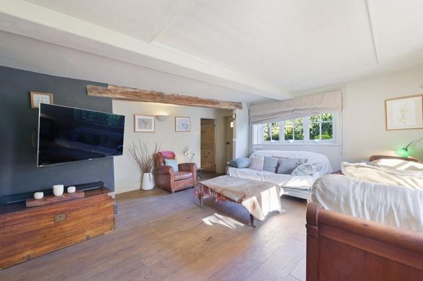 4 bedroom detached house to rent - Photo 1