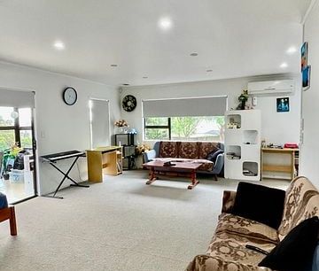 Awesome 3 Bedroom House in Mt Roskill - Photo 4