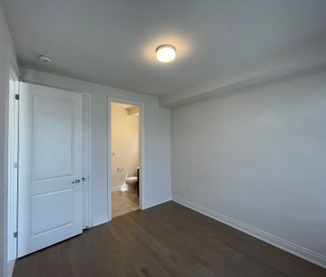 For Lease - 31 Dolomite Drive, Brampton, Ontario - Photo 2