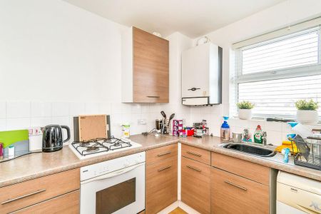 1 bedroom flat to rent - Photo 5