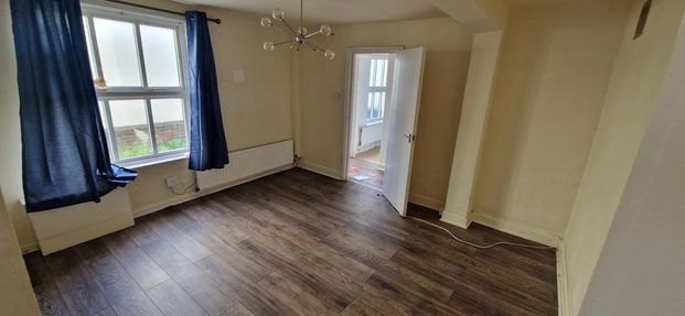 2 bedroom ground floor maisonette to rent - Photo 1