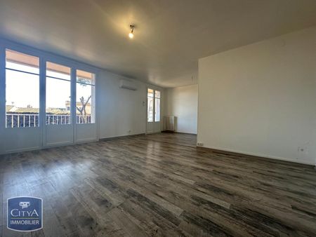 Location Appartement 4 pièces 74m² TARASCON 13150 - Photo 3