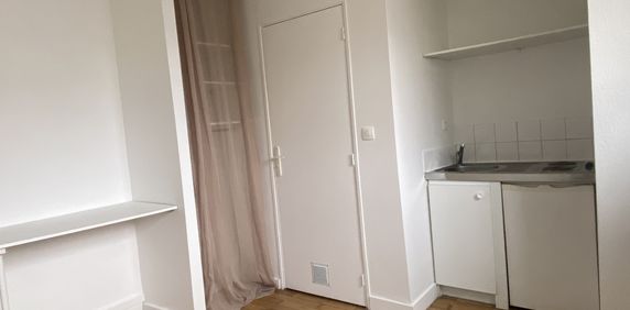 Location Appartement 1 pièce 14m² NANTES 44000 - Photo 2