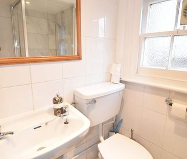 Room in a Shared Flat, Madeley Road, W5 - Photo 4