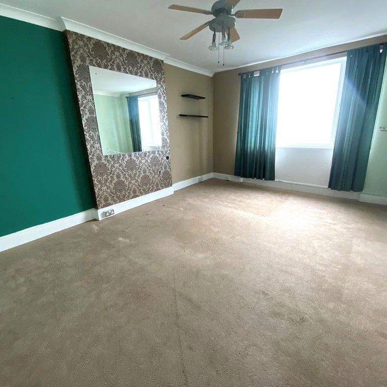 1 bed apartment to rent in Marina, St. Leonards-on-Sea, TN38 - Photo 1