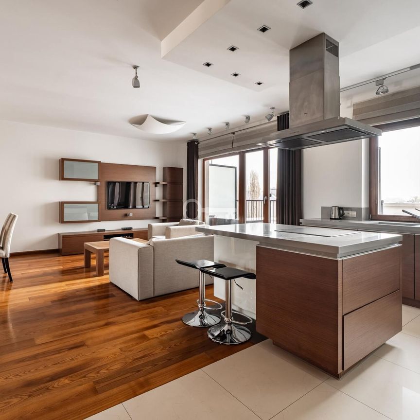 Przy Polu Mokotowskim | 2 łazienki | Garderoba - Photo 1