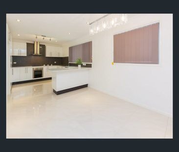 Open home rescheduled to 25th Mar 4:30pm-5pm-Family house with 10 k... - Photo 3