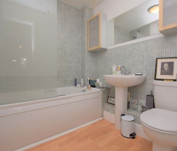 Hanbury Gardens, Highwoods, Colchester, CO4 9TT - Photo 6