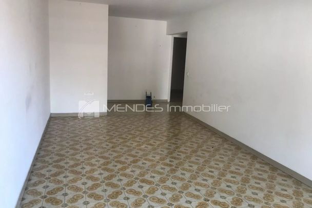 GRAND 3/4 PIECES AVEC TERRASSE GARAGE ET CAVE - Photo 1