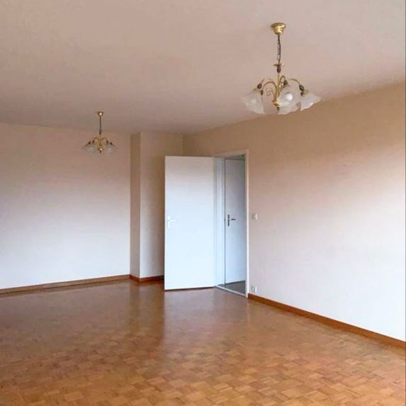 Appartement te huur - Photo 1