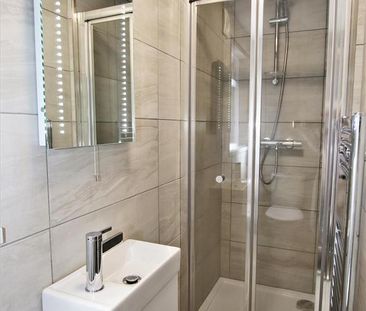 2 bedroom apartment to rent - Photo 6