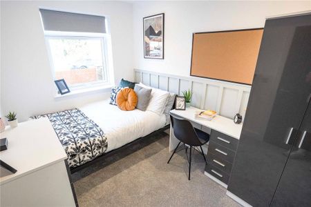 6 bedroom semi-detached house to rent - Photo 5