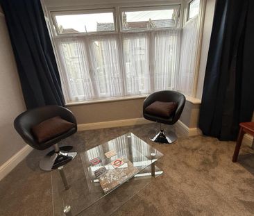 3 bedroom terraced house to rent - Photo 3