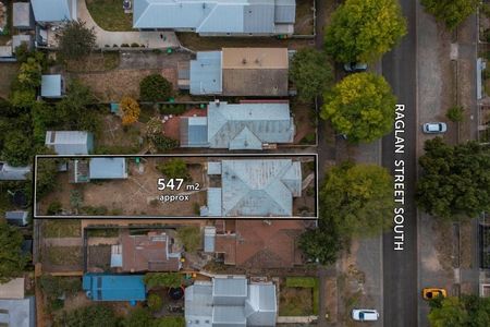 3 Bedroom Californian Bungalow in Central Ballarat - Photo 3