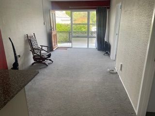 A Place to Call Home - Sunny, & Perfecly Located - Photo 2