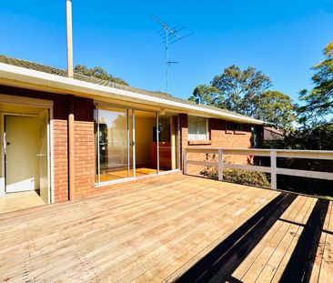 SUNFILLED FAMILY HOME WITHIN MATTHEW PEARCE CATCHMENT - Photo 4