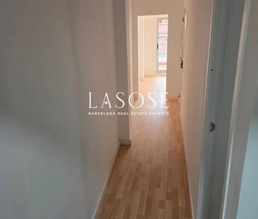 52m² Penthouse to rent in Camp d en Grassot i Gràcia Nova, Barcelona - Photo 5