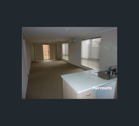 14 West Parkway, Andrews Farm, SA 5114 - Photo 3