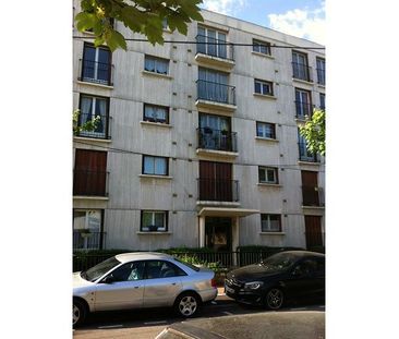 Location Appartement 2 pièces 45m² ST MAUR DES FOSSES 94100 - Photo 6