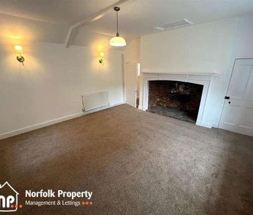 Heggatt, NR12 - Photo 1