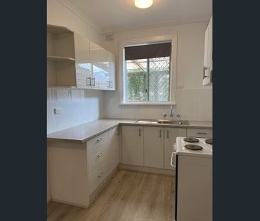 24 Langford Terrace Salisbury North - renovated duplex - Photo 5