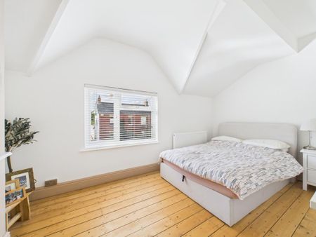 2 bedroom terraced house to rent - Photo 3