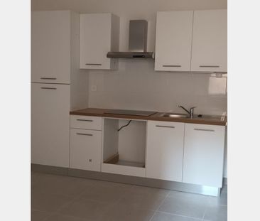 Location Appartement P3 rénové(e) Nimes - Photo 3