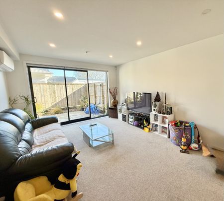 6/27 Main Road, Wainuiomata - Photo 3