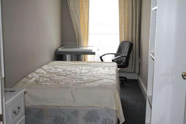 St Andrews Court, Durham, DH1 - Photo 1