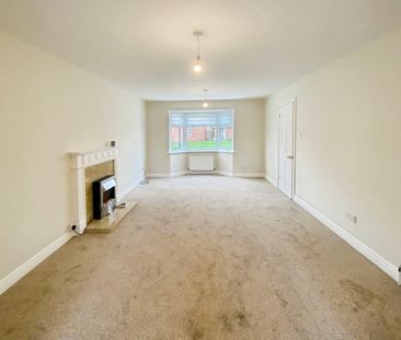 4 bedroom House To Let - Photo 2