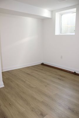 For Lease - 131 Trammel Drive Unit# Bsmt room 3, Vaughan, Ontario - Photo 1