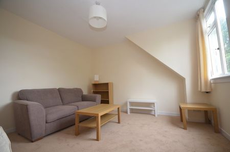 Top Floor Flat, 28 Watson Street, AB25 2QJ, Aberdeen - Photo 3