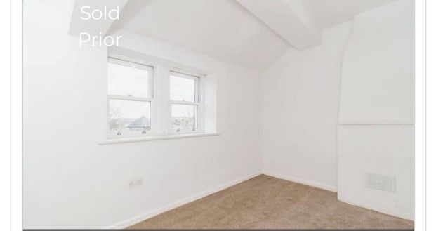 2 bedroom cottage to rent - Photo 1