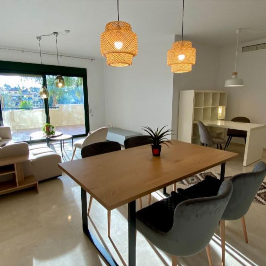 Piso de alquiler en Calle 25, 5c, Guadalmina Alta - Photo 1