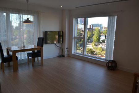 2 bedroom flat to rent - Photo 2