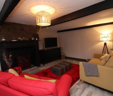 2 bedroom House To Let - Photo 2