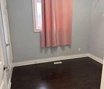 For Lease - 73 Mallard Crescent, Brampton, Ontario - Photo 5