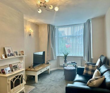 2 bedroom semi-detached bungalow to rent - Photo 2