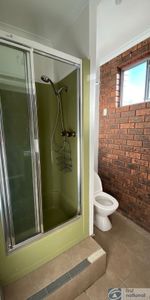 8A Stevenson Avenue, Dandenong North - Photo 4