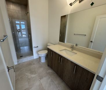 For Lease - 3299 Taha Gardens, Oakville, Ontario - Photo 5