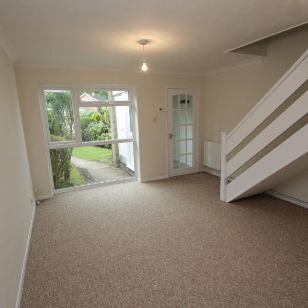 2 bedroom terraced house to rent - Photo 1