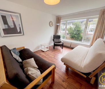 4 bedroom semi-detached house to rent - Photo 1