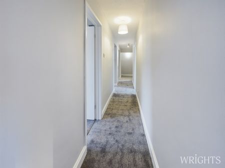 2 bedroom Apartment - Kingscroft, Welwyn Garden City - Photo 4