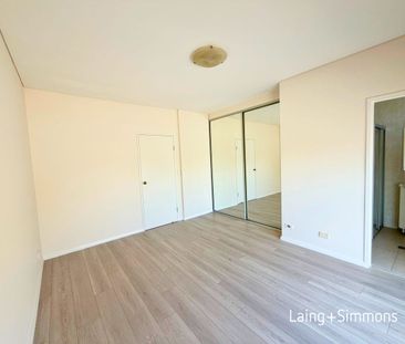 Top-floor penthouse with panoramic views - Photo 4