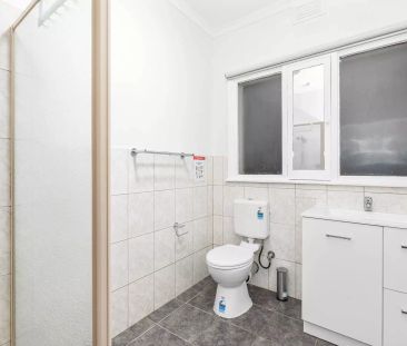 Single Room - Photo 6