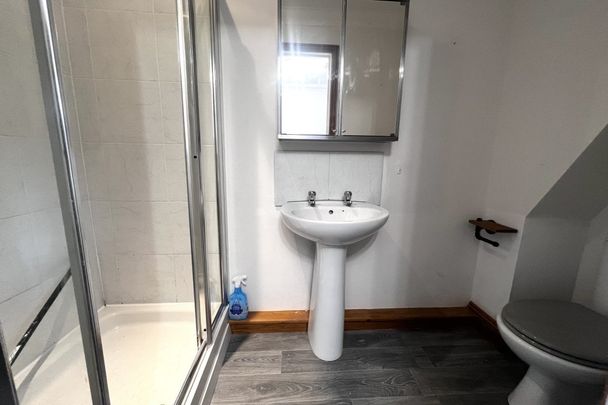 Bedford Grove - Photo 1